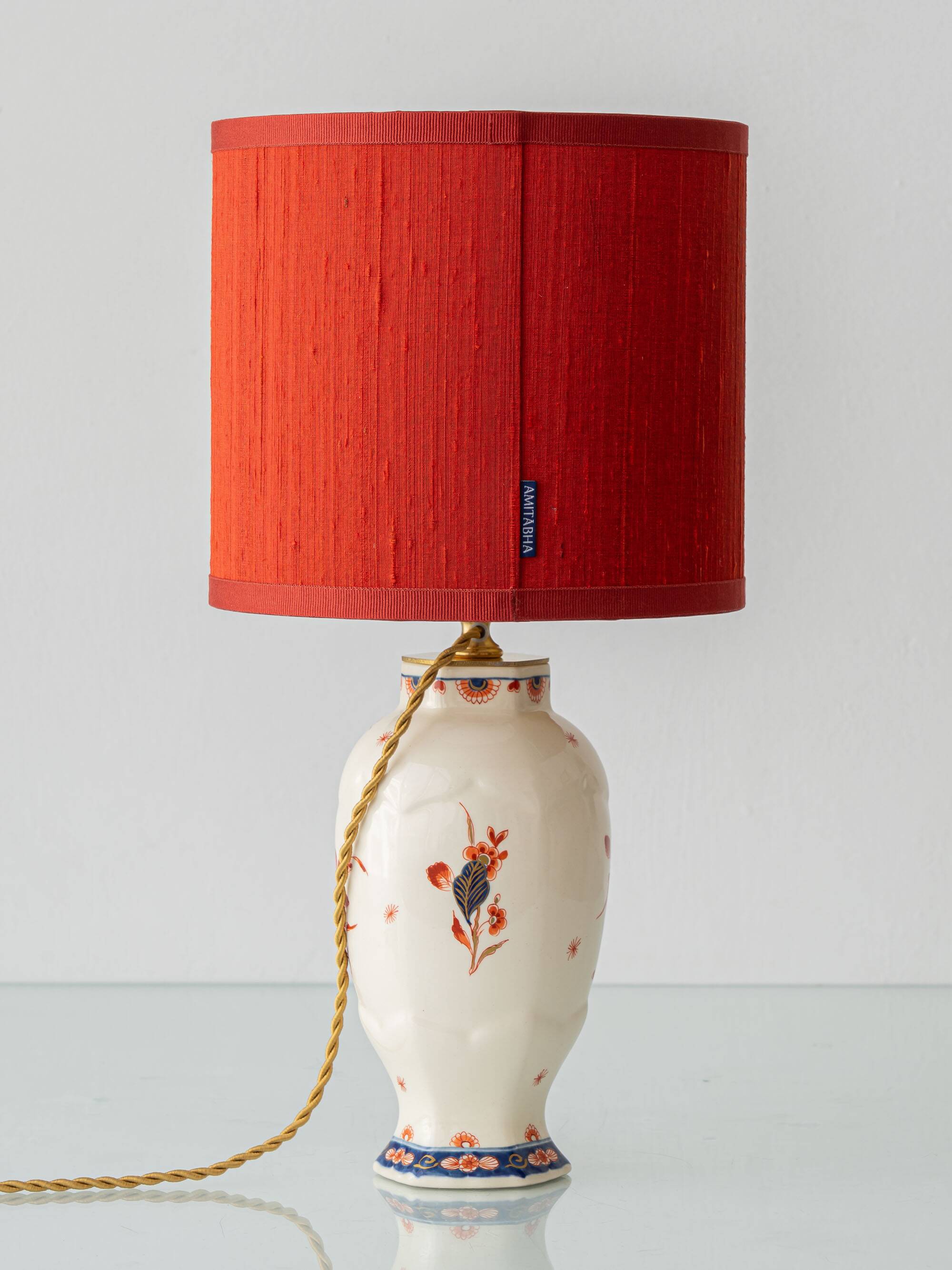 Pair of "Pijnacker" Imari Style Table Lamps from Royal Delft, Hand-Painted with Silk Shades