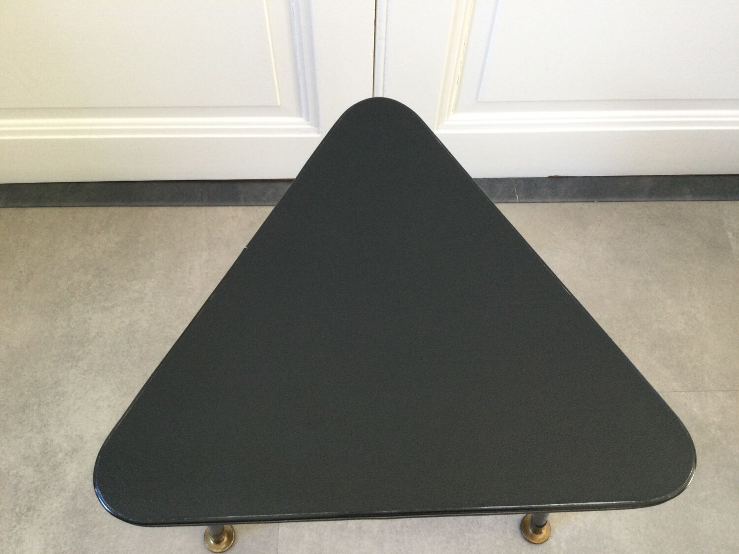 Tripod coffee table legs compass