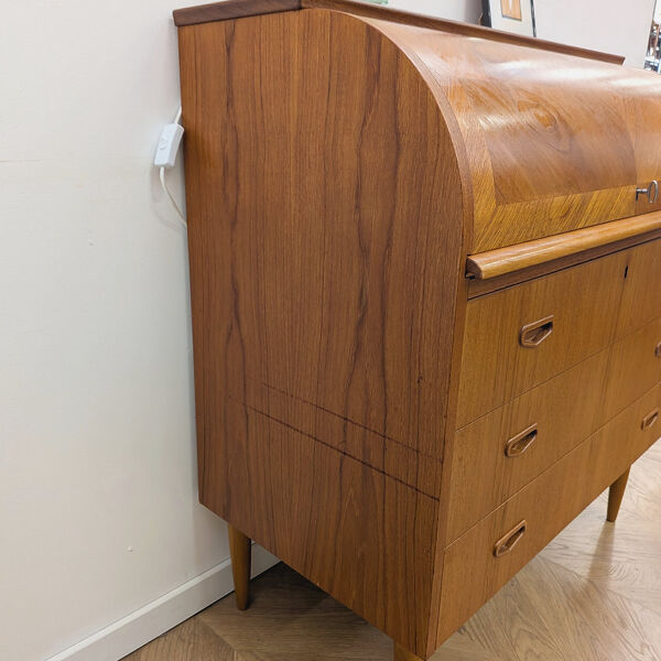 Secrétaire scandinave par le designer Egon Ostergaard