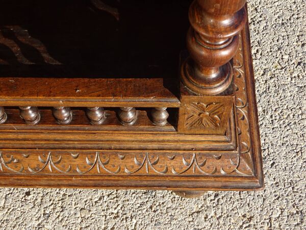 Buffet vaisselier très ancien