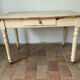 Table en bois ancienne