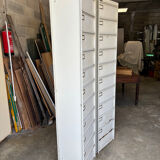 Casiers métalliques à clapets