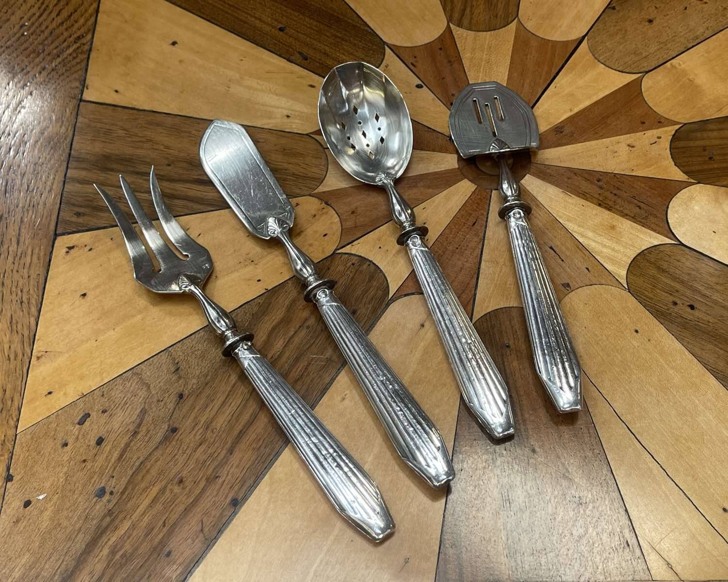 Art Deco sweet treat service in silver metal