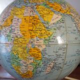 Terrestrial globe
