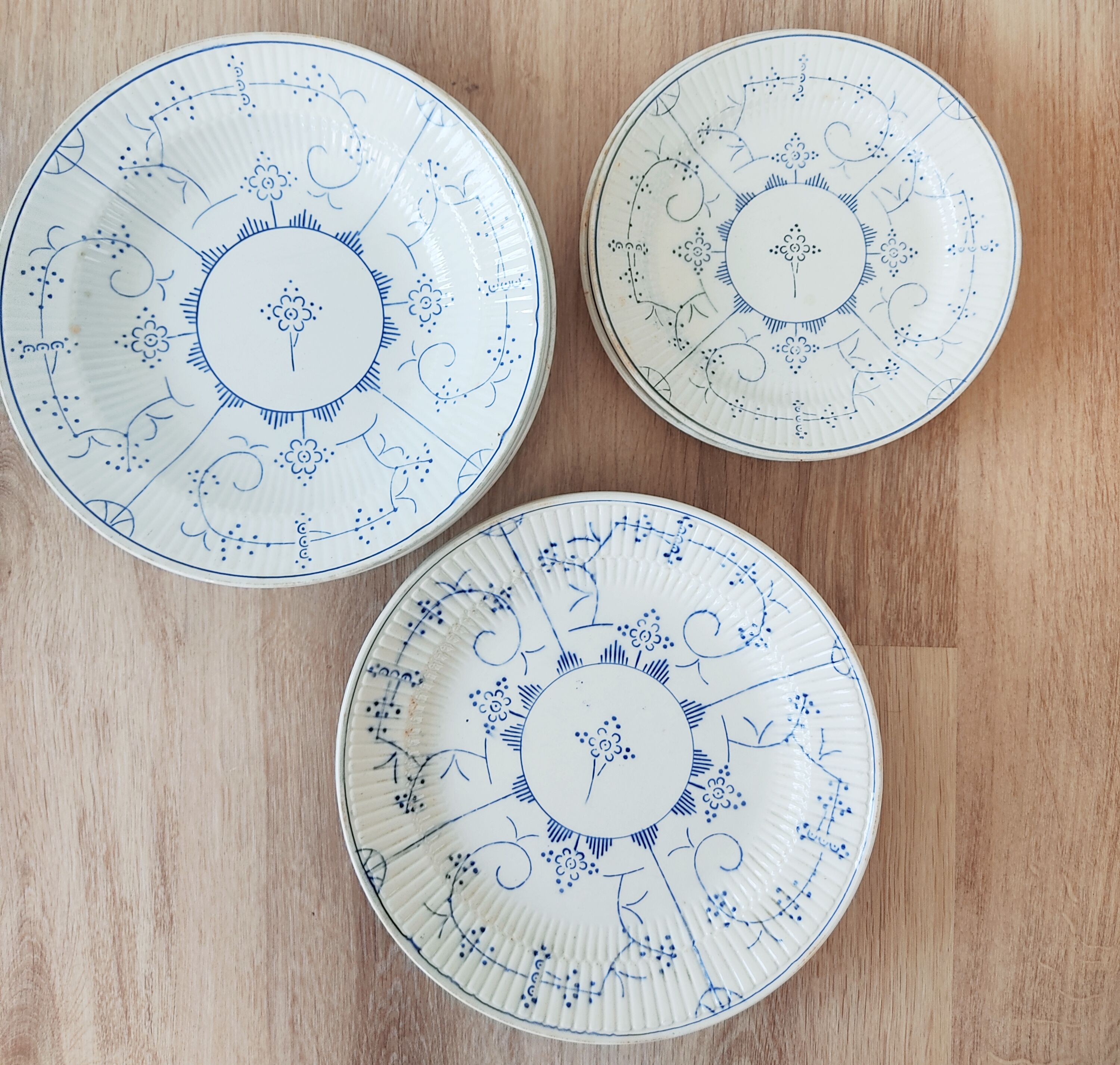 Set of 14 plates Copenhagen Boch brothers Keramis