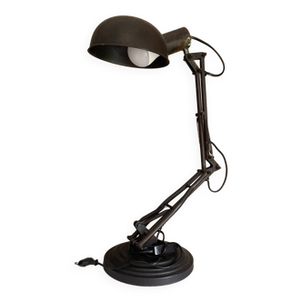 Industrial style lamp