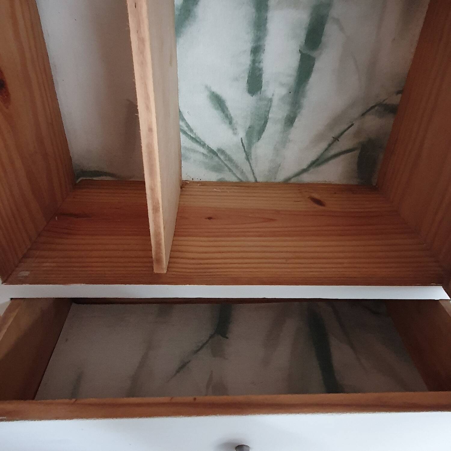 Bathroom cabinet