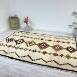 Handmade moroccan berber carpet 260 x 164 cm