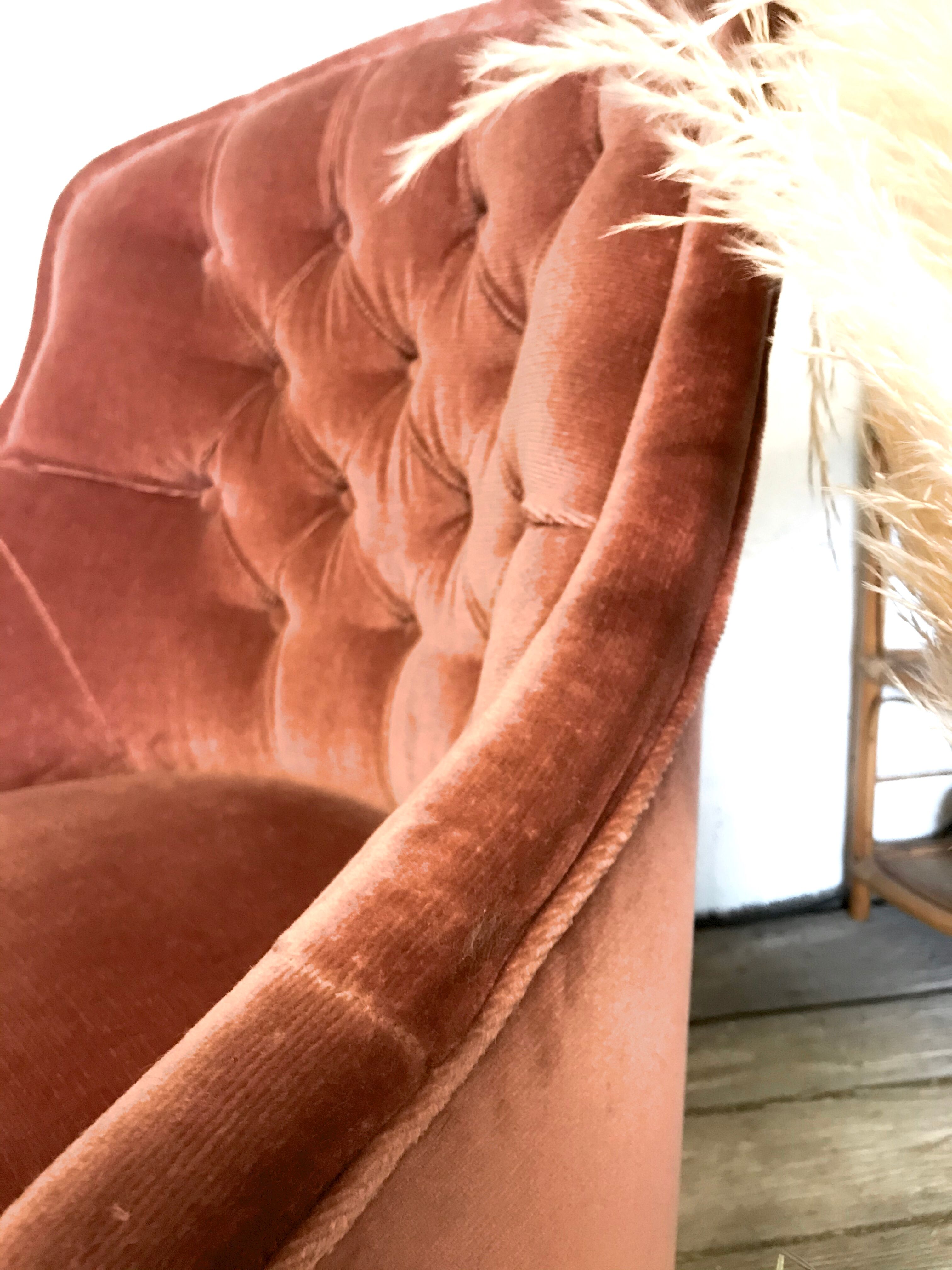 Pink velvet toad armchair