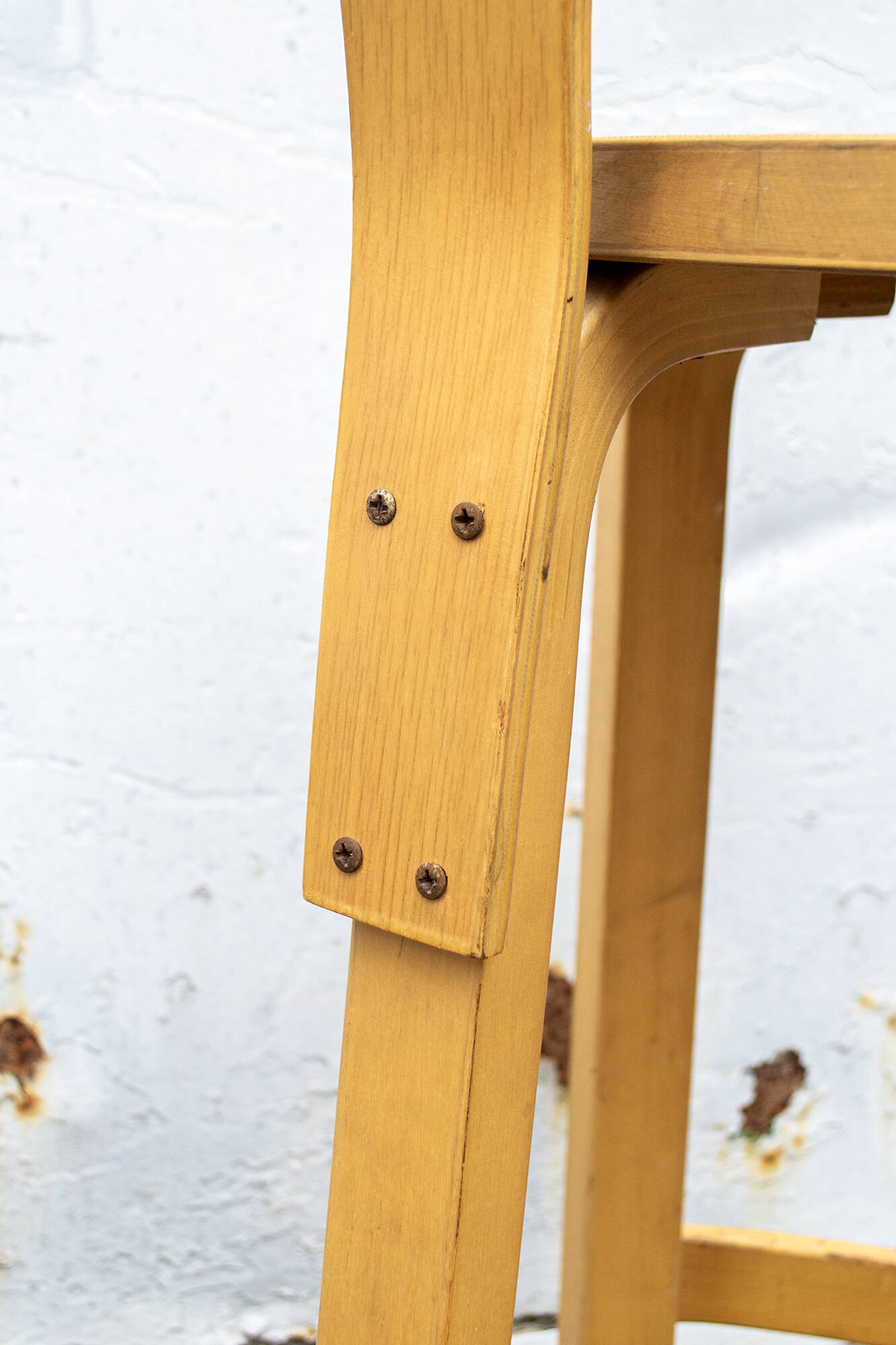 Sgabello K65 di Alvar Aalto per Artek, 70's