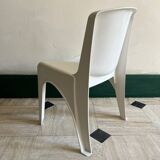 Gilac 1970 design monobloc chair