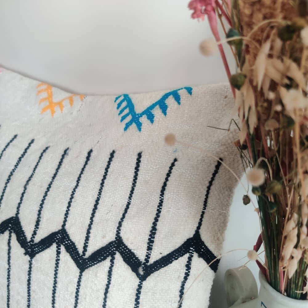 Coussin kilim marocain tribal