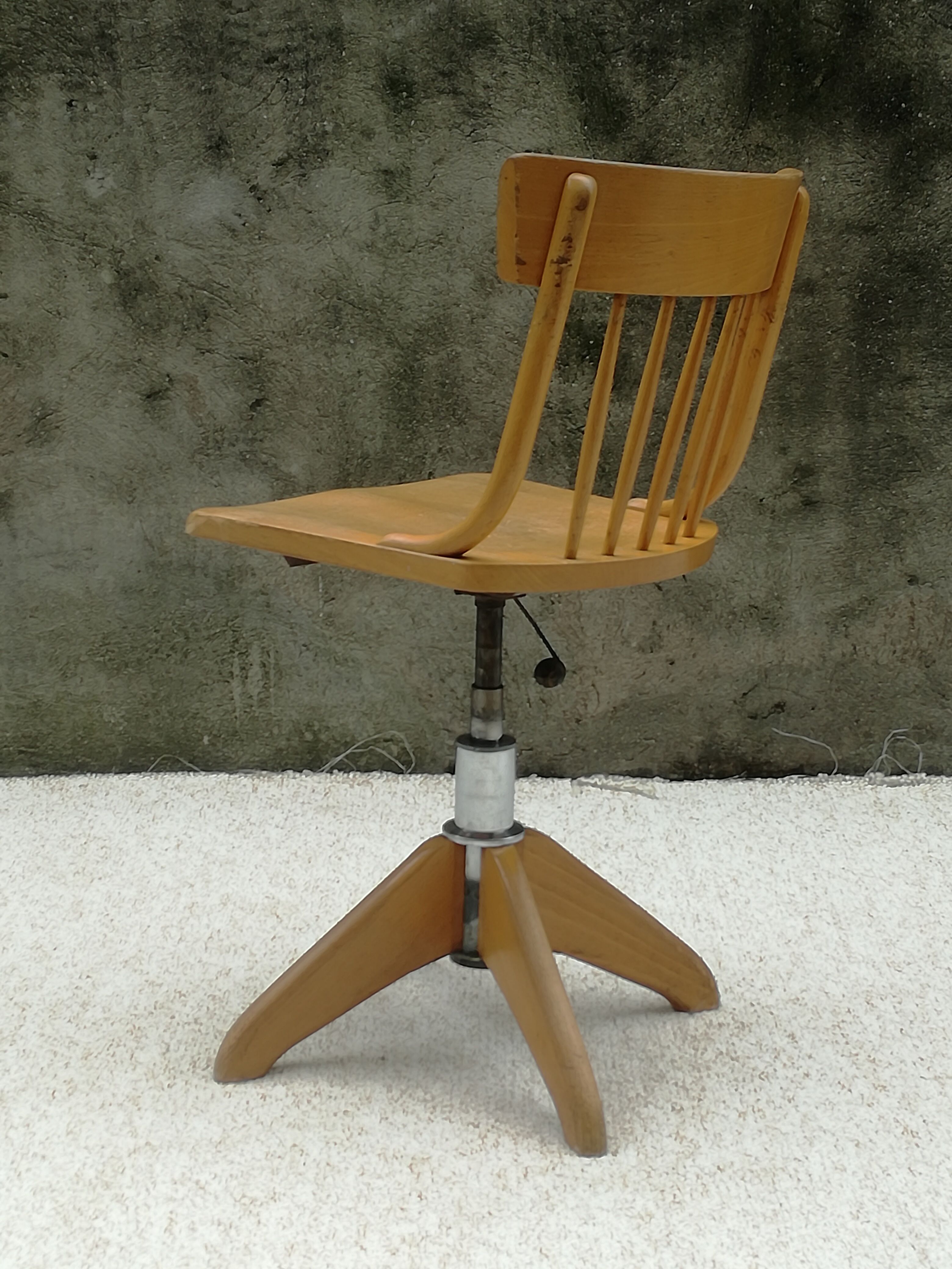 Stoll office chair, swivelling and adjustable in height