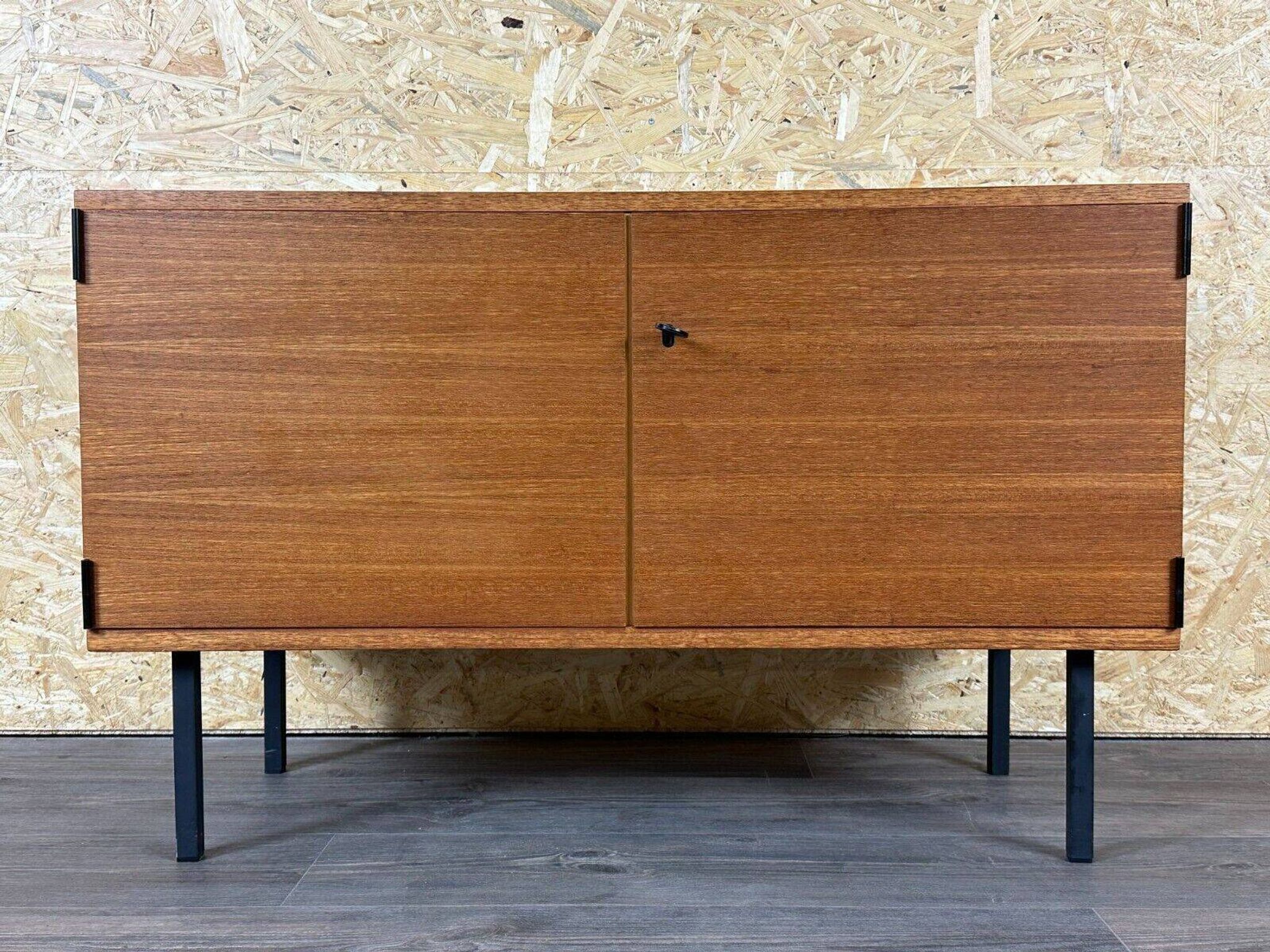 Buffet en teck des années 60/70