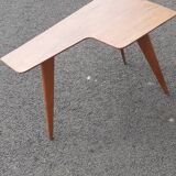 Tripod table