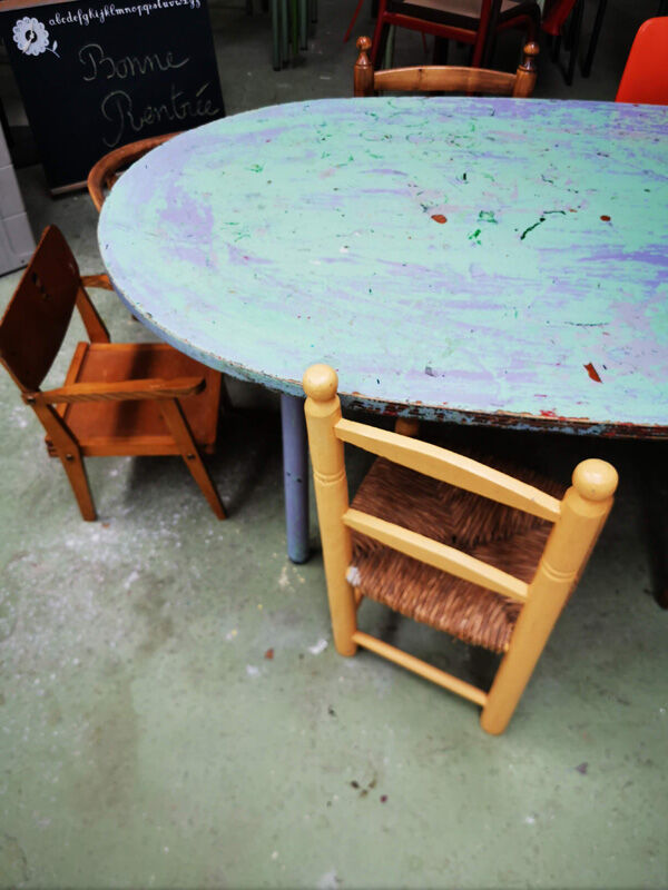 Kindergarten activity table