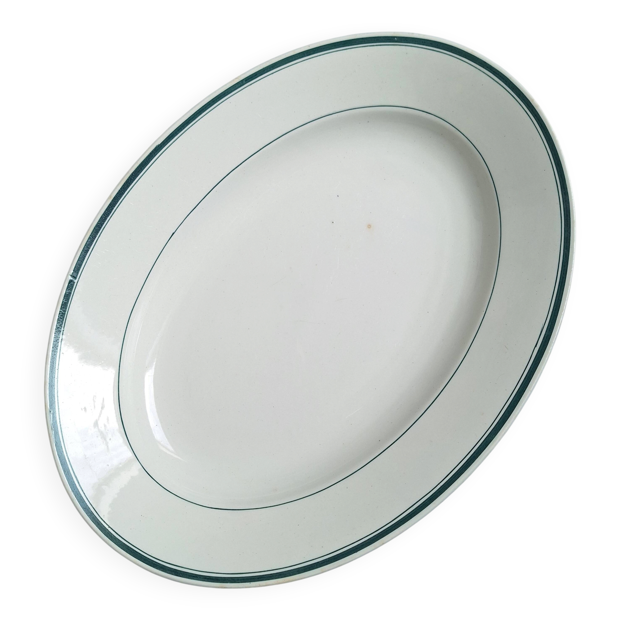 Green oval plate Moulin des Loups