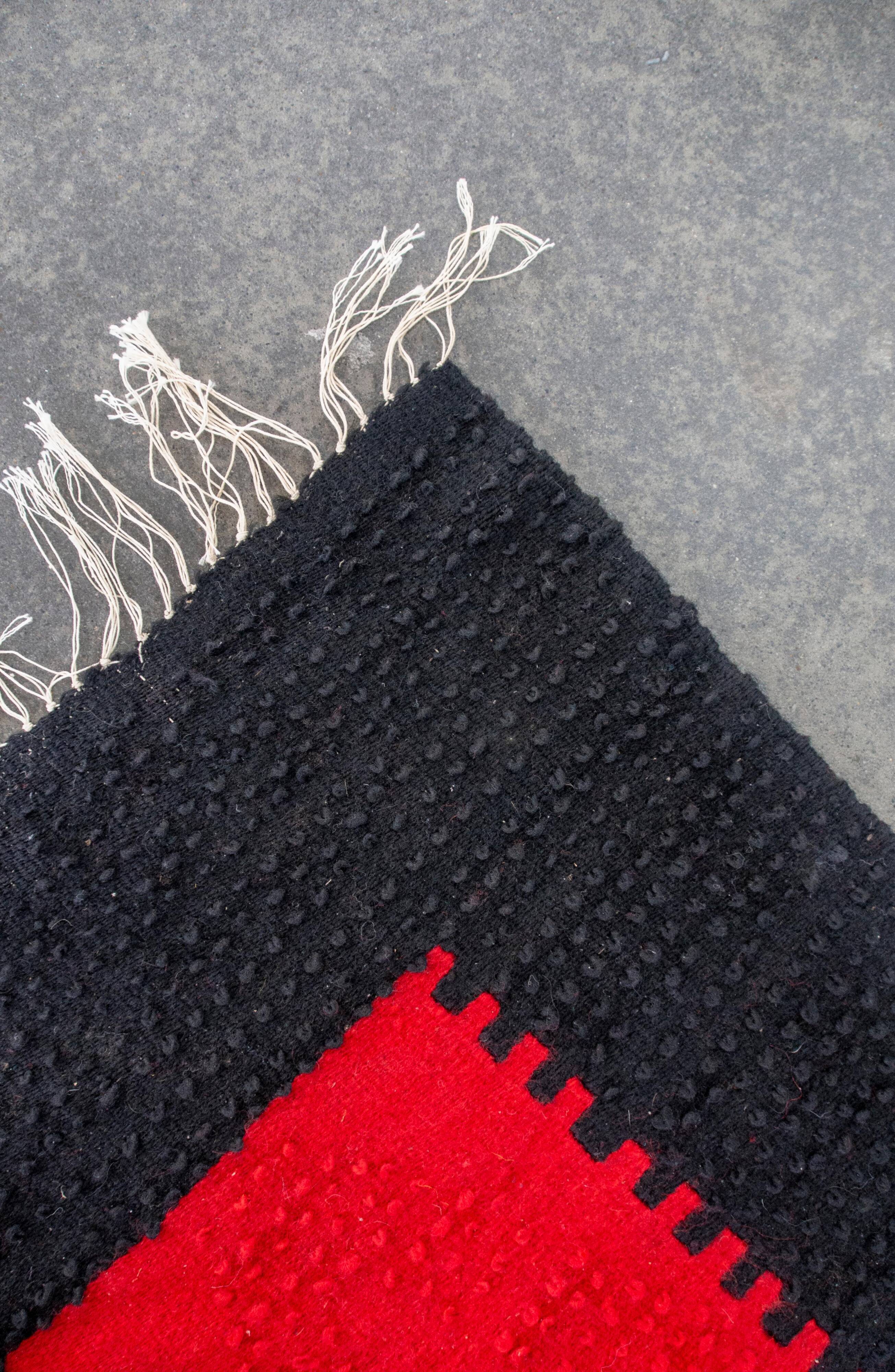 Modern Mid-Century Kilim Rug Handwoven Yugoslavia 1960s