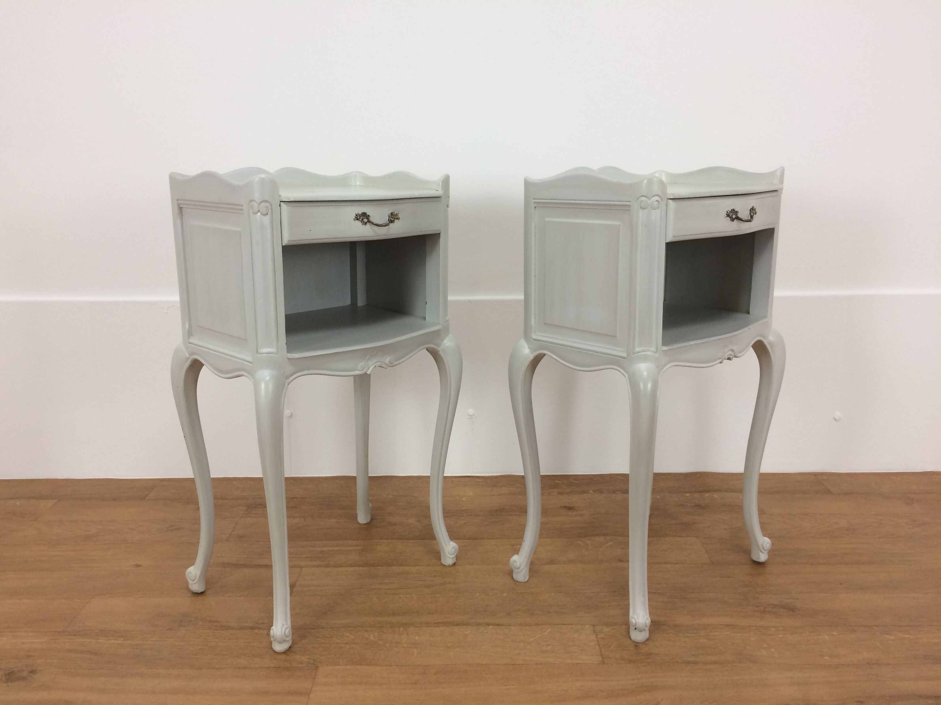 Louis XV-style bedside pair