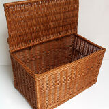 Trunk wicker vintage