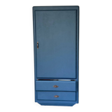 Hosiery cabinet