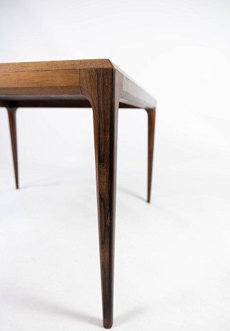 Coffee table in rosewood designed by Johannes Andersen and manufactured by Silkeborg Furniture