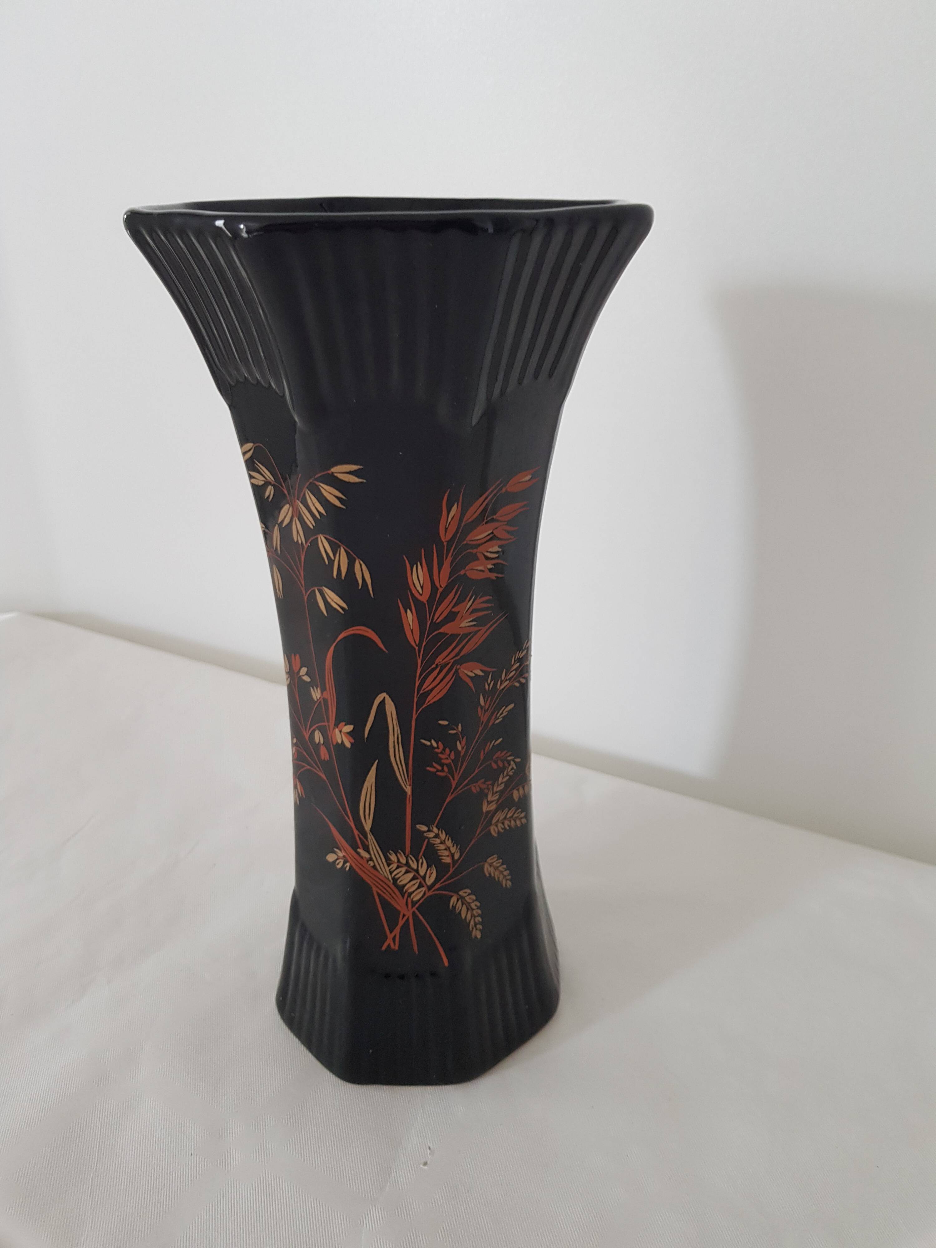 Black octagonal ceramic vase with floral pattern - Signed St Clément - vintage
