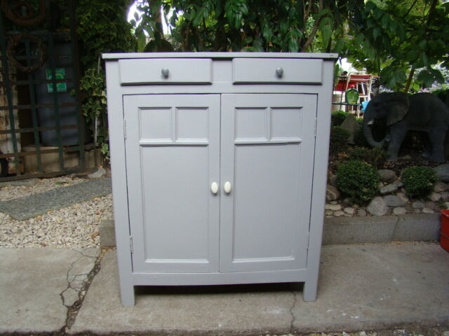 Former Parisian buffet