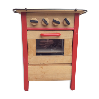 Old dinette stove in wood and metal