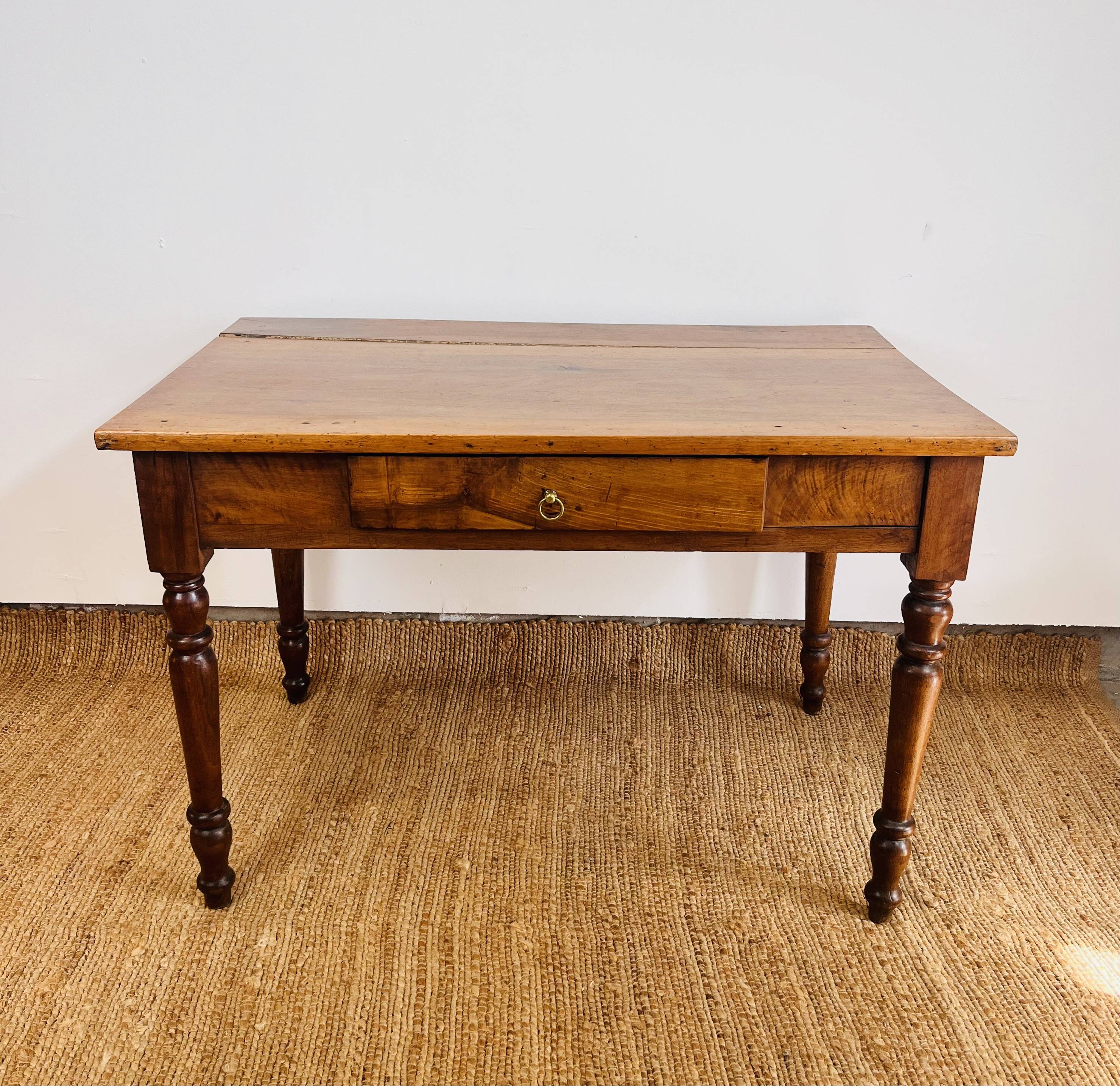 Table de bistrot de style Louis Philippe