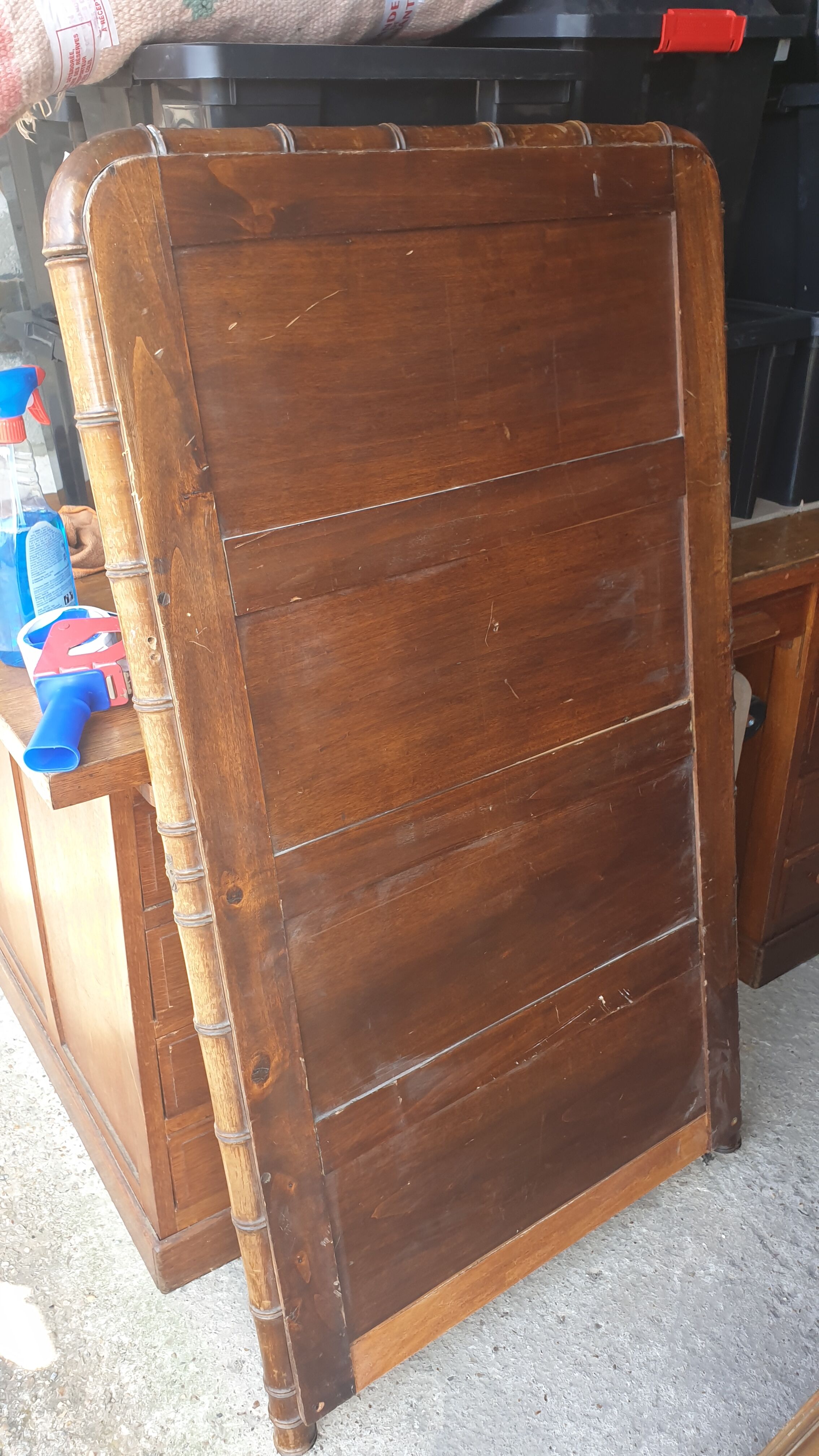 Colonial mirror late nineteenth 130x74cm