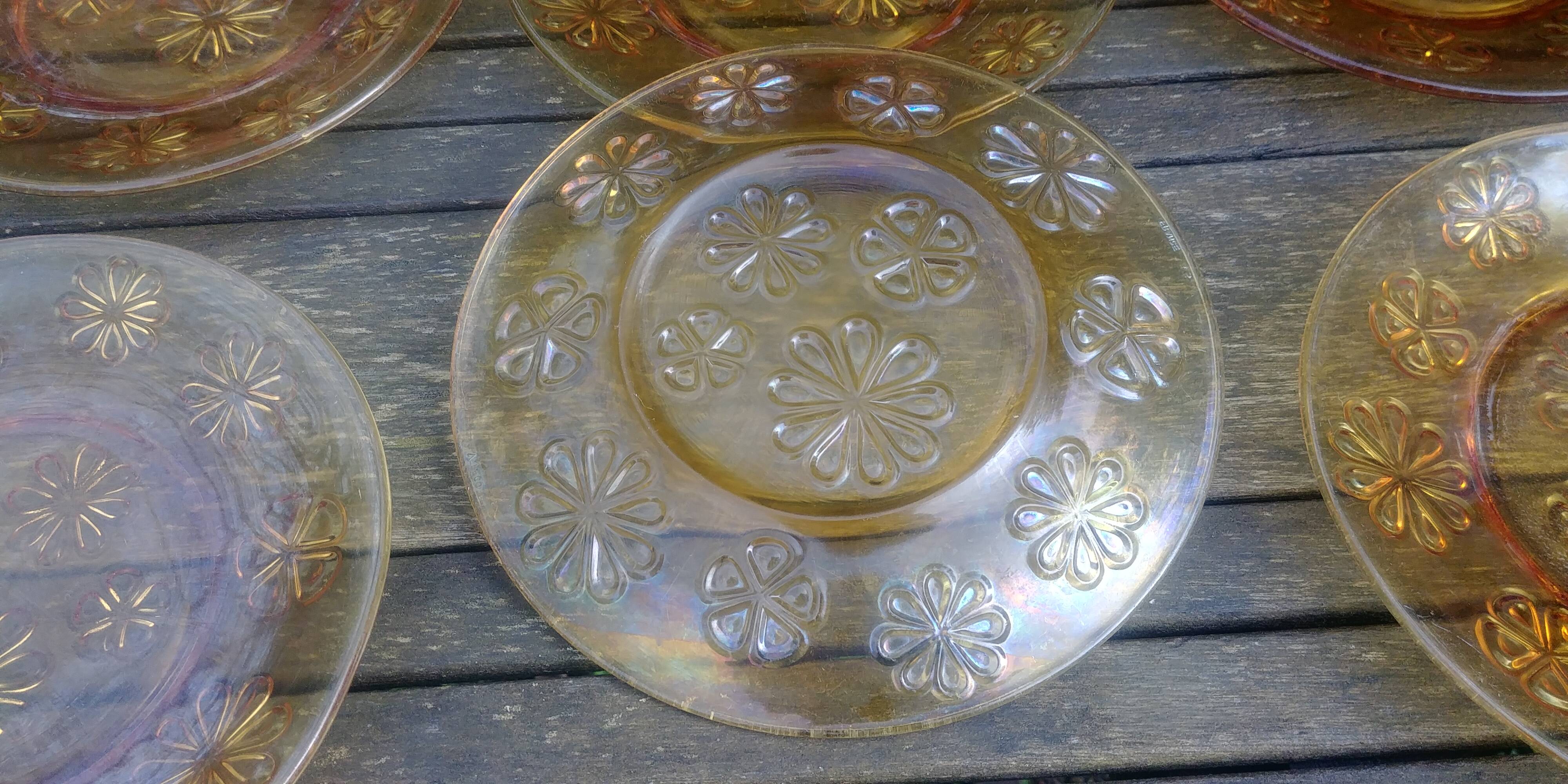Set of six flat plates - vintage amber glass from Veréco with flower decor - 60s/70s