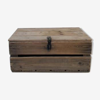 Old wooden box marked V.V Westerlee 1960