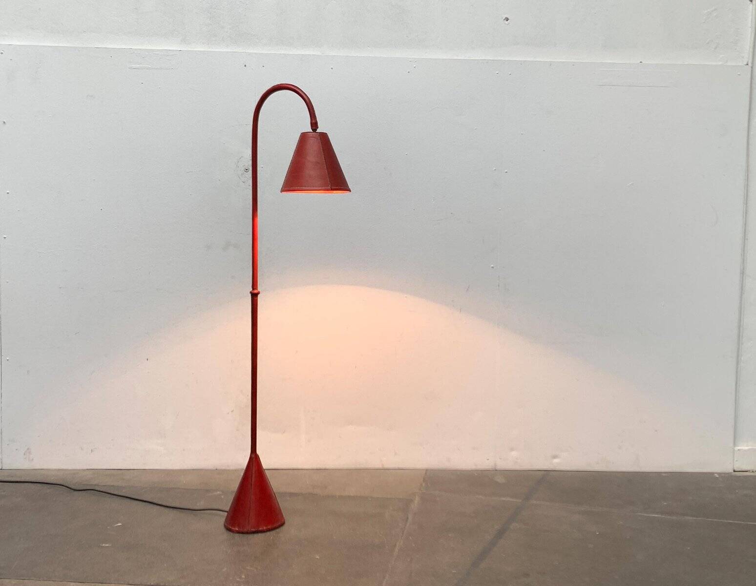 Mid-century leather floor lamp by Jacques Adnet for Valenti, Spain, 1960s.