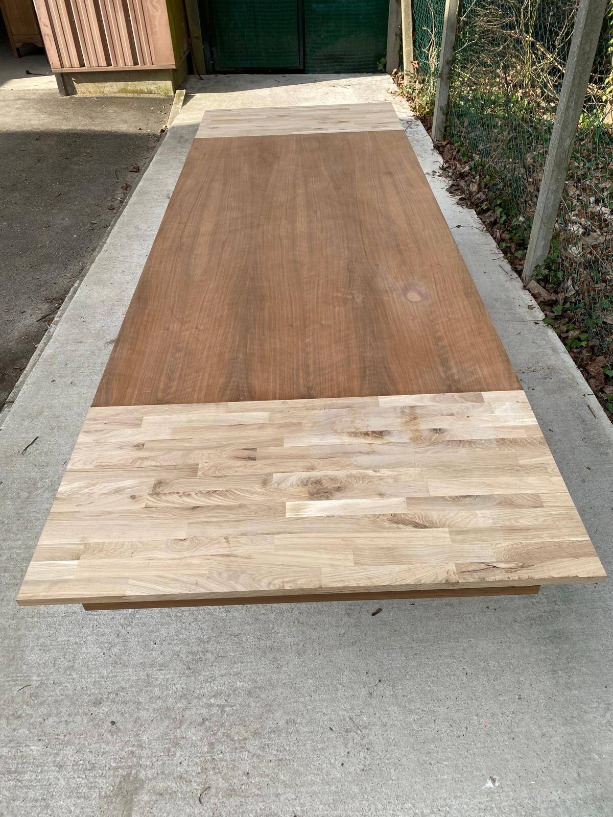 Imperial extendable dining table in raw oak 300cm