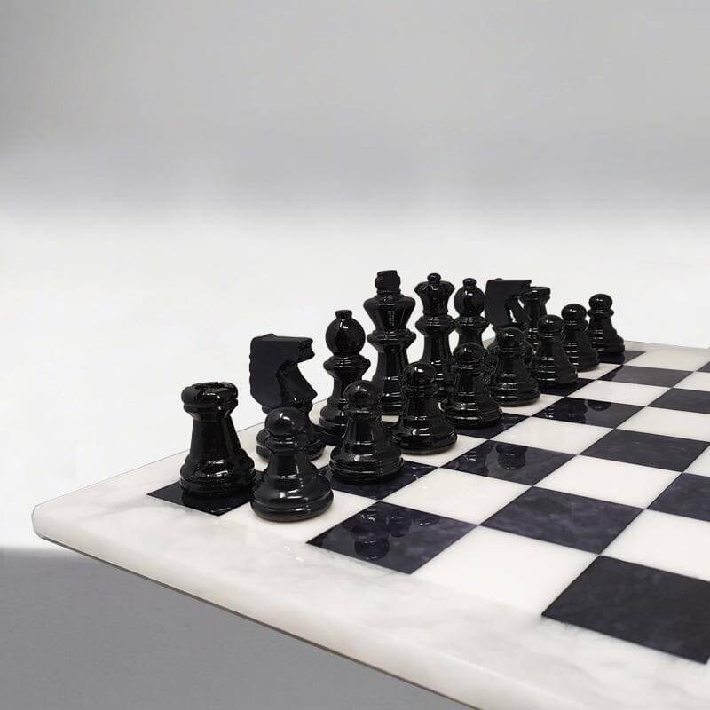 Vintage 1970s Italian Volterra Alabaster Chess Set – Handmade, Excellent Co