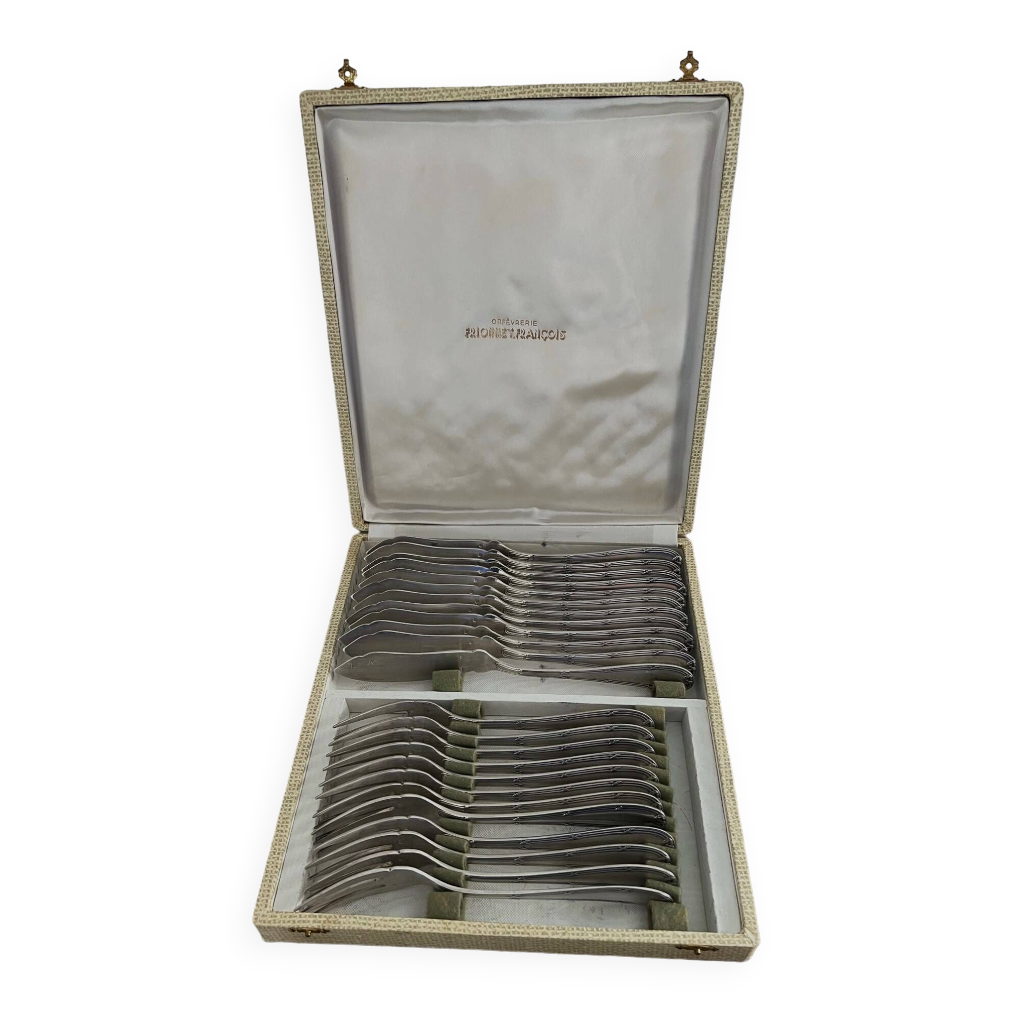 Ménagère 24 pces métal argenté BRUCKMANN 12 four. + 12 cout. lames inox + écrin