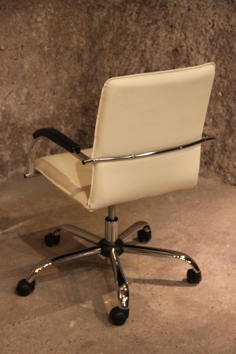 Adjustable office armchair