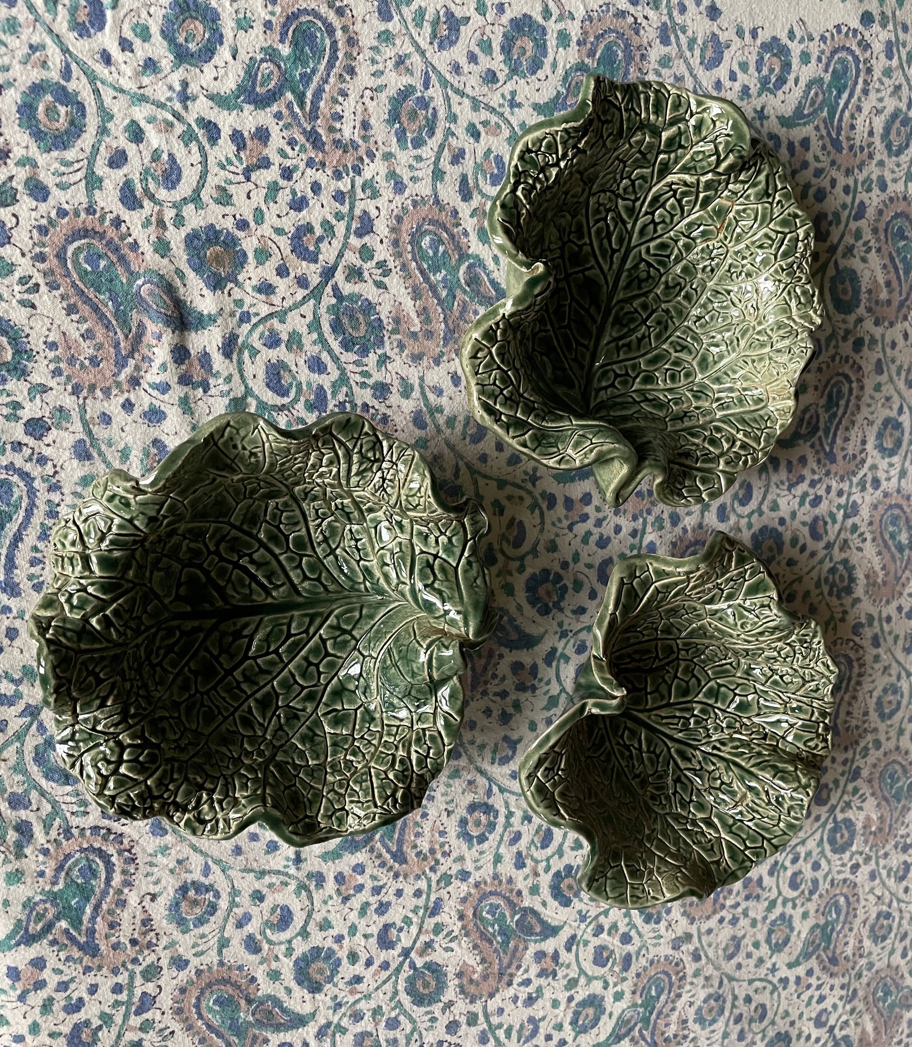 Cabbage leaf cups