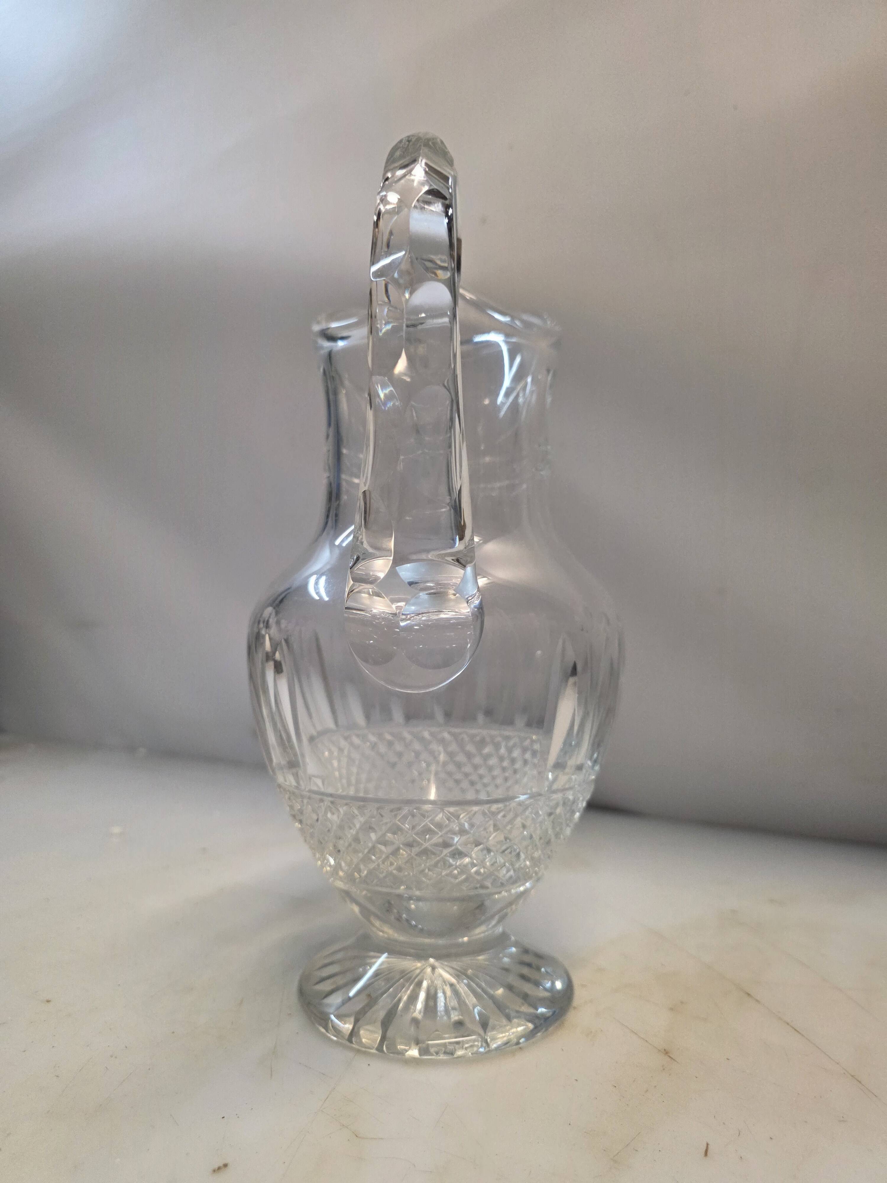Cut crystal water jug from Saint-Louis