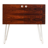 Buffet en palissandre avec pieds épingle gris clair