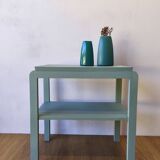 Table basse en pistache des années 60.