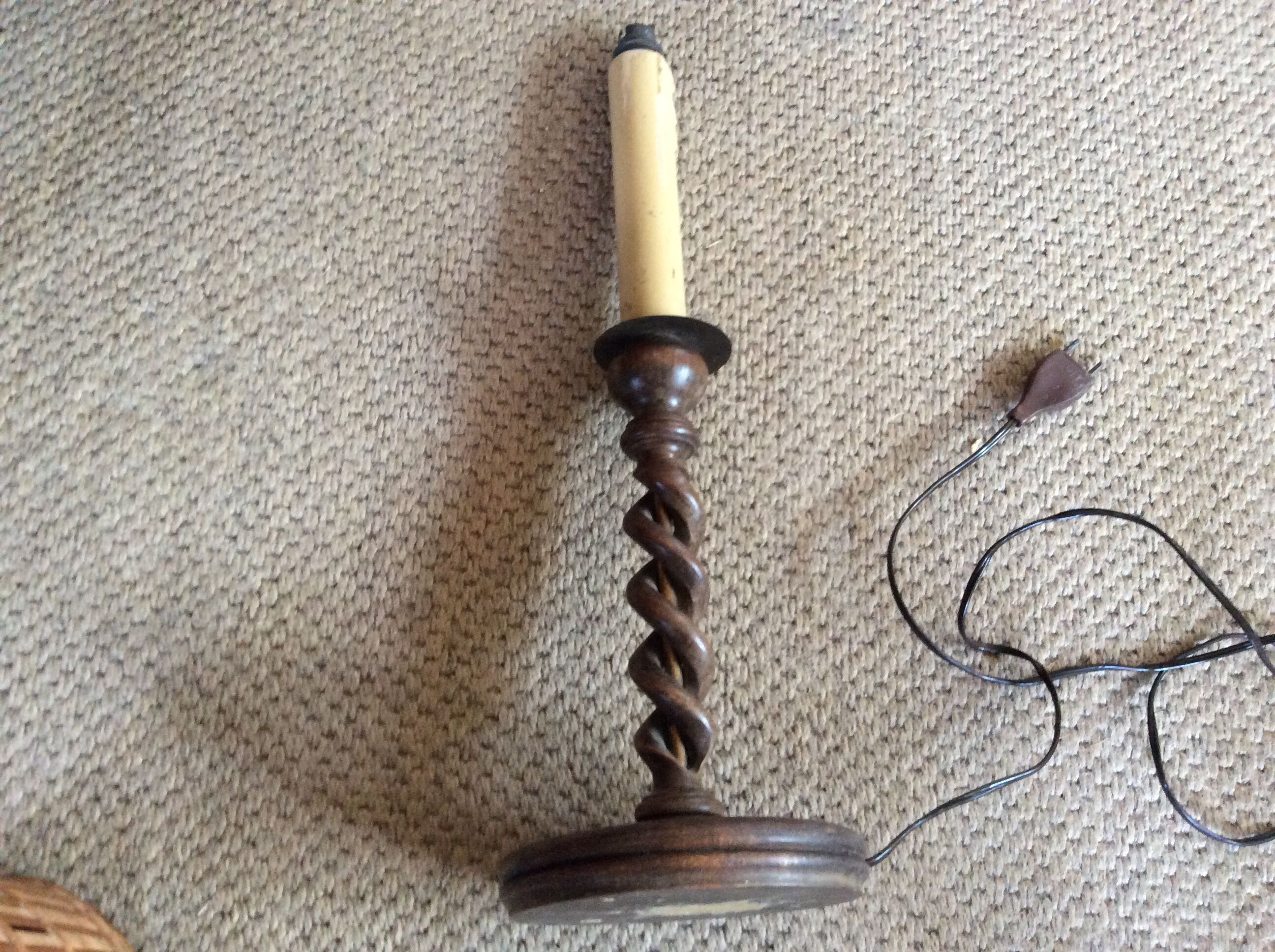 Wooden lamp foot