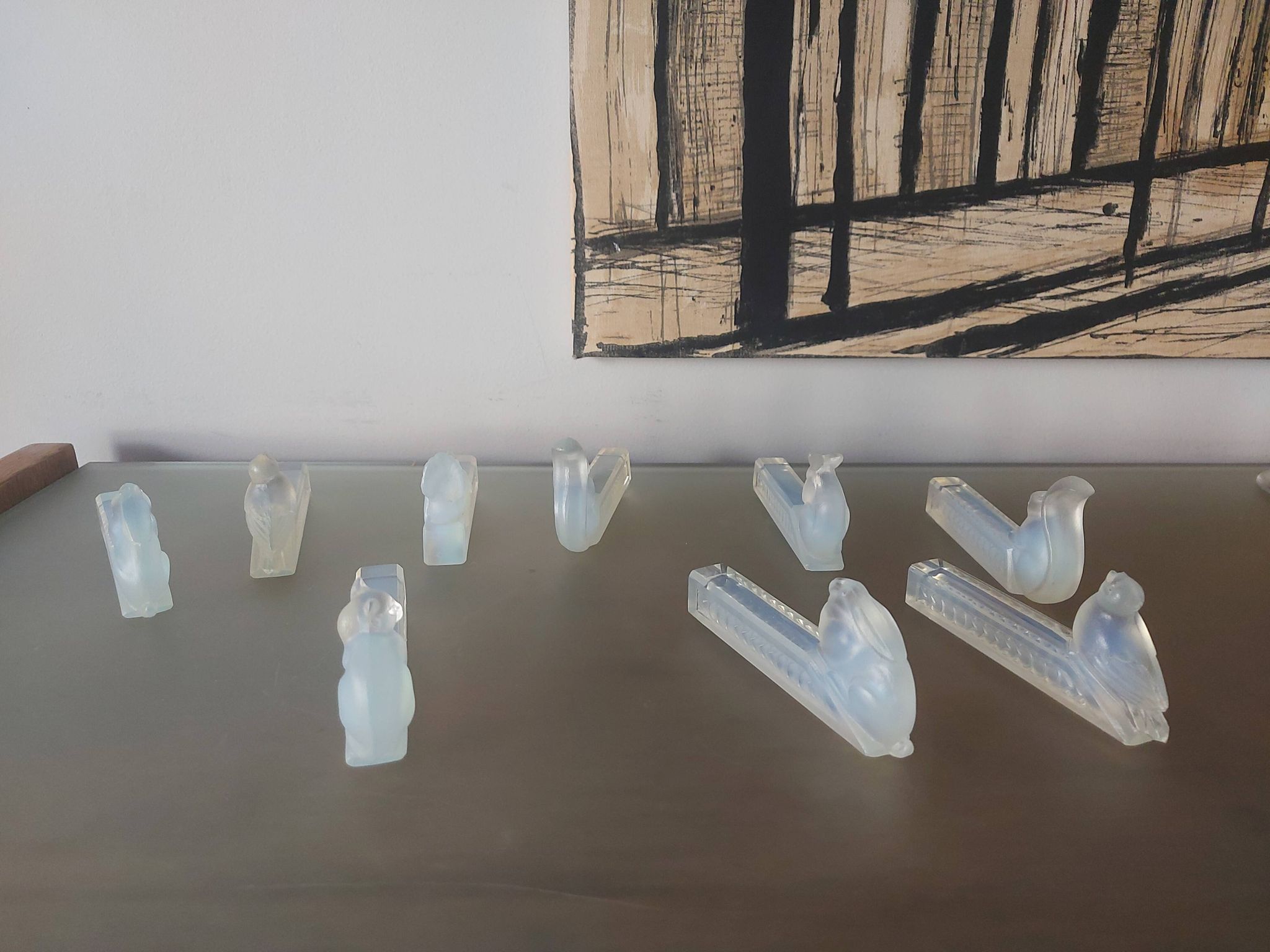 9 doors art deco knives in opalescent glass, bestiary.