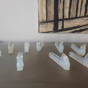 9 doors art deco knives in opalescent glass, bestiary.