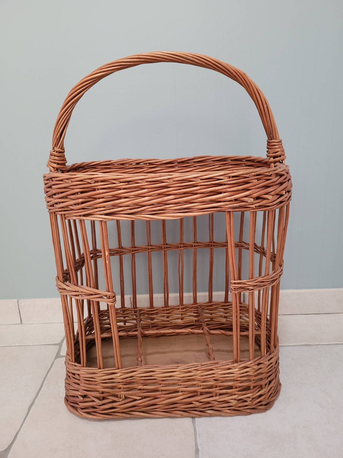 basket bar
