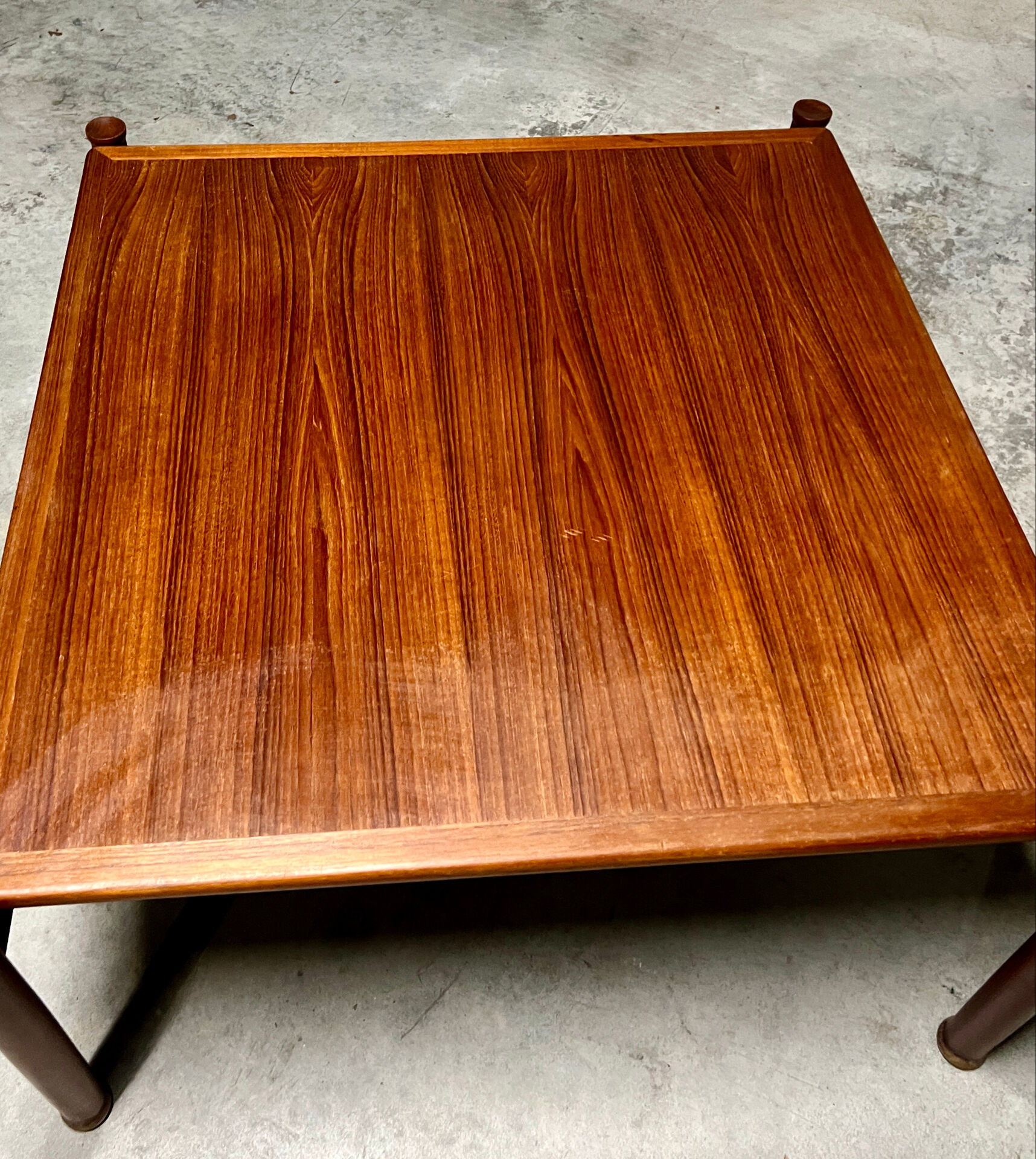 Table basse en teck scandinave années 60