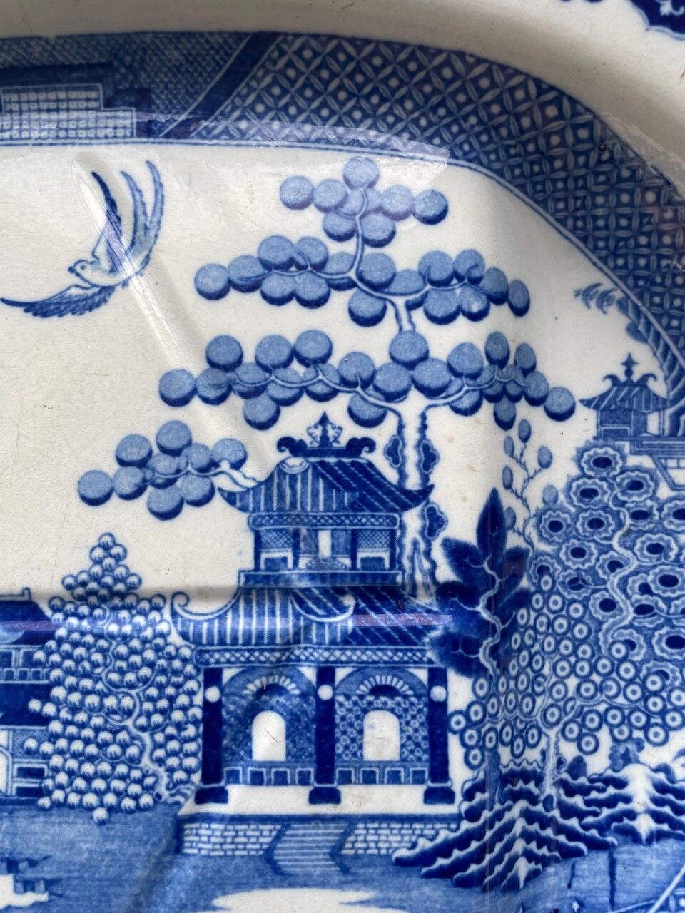 Plat de transfert anglais du XIXème siècle Saule Bleu