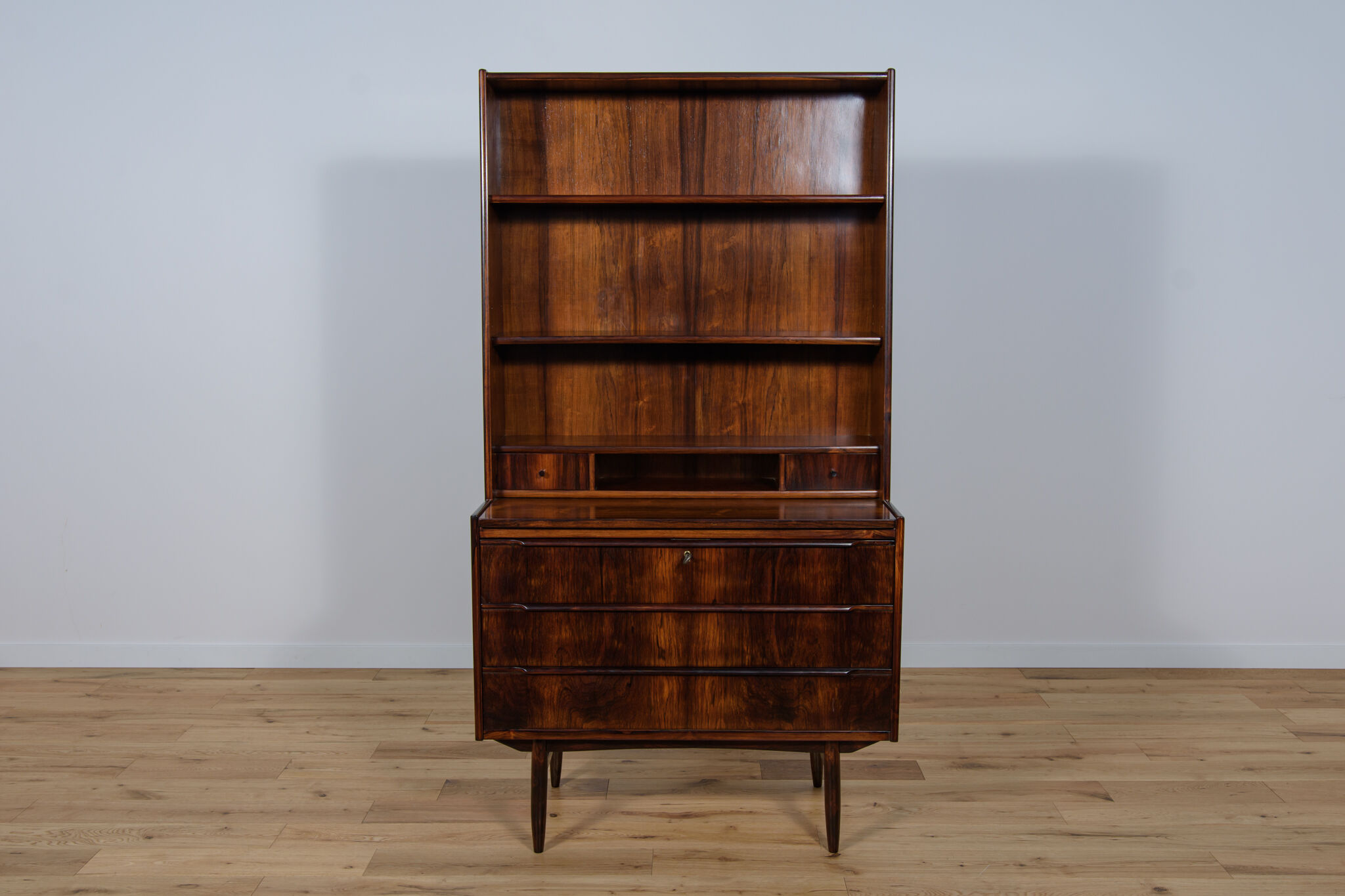 Mid-century rosewood shelf with pull-out top, 1960s