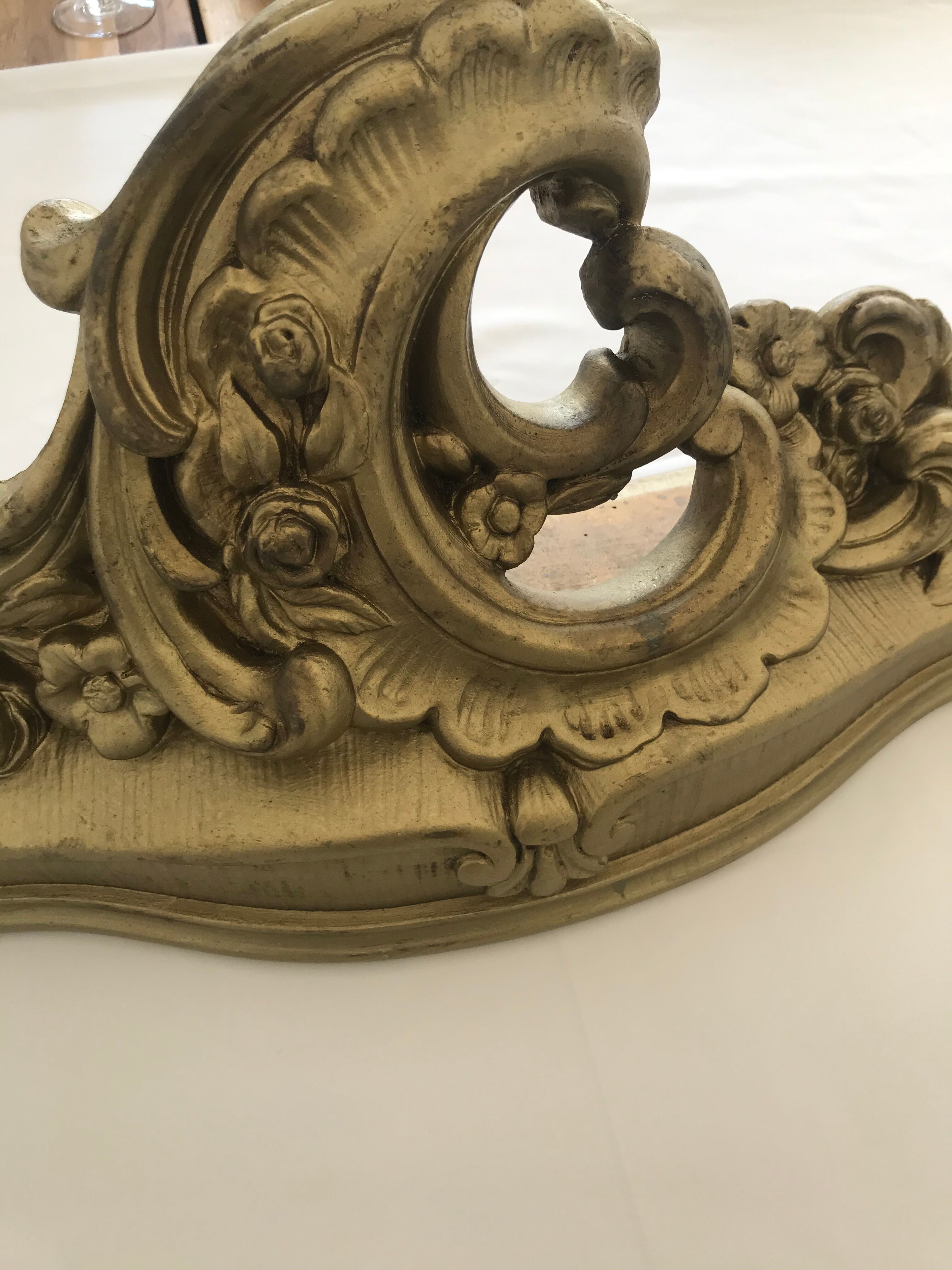 Gold plaster wall shelf